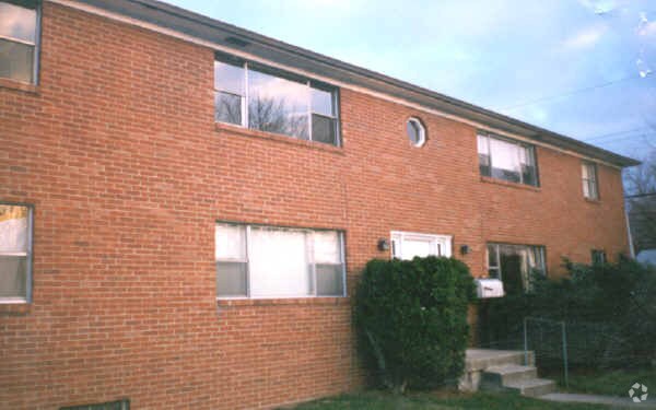 Photo - Fairglade Plaza Apartments