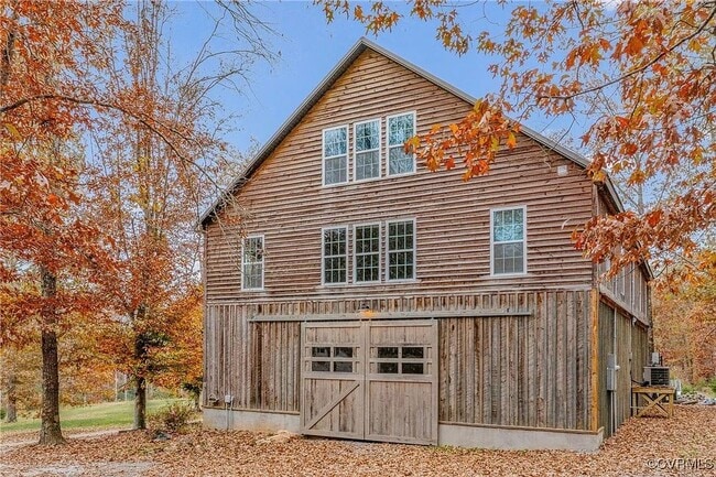 Building Photo - Rural Equestrian Retreat on 20 Acres