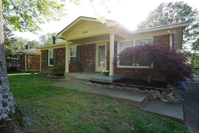Building Photo - Sunflower Rental