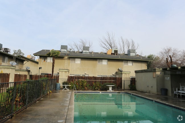 Photo - Riviera West Chester Apartments