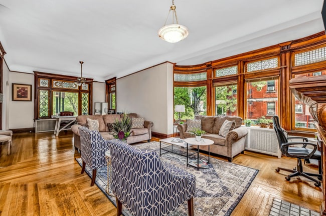 Photo - 217 Loraine Ave