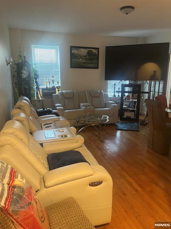 Building Photo - 382-386-386 Highland Ave Unit 103