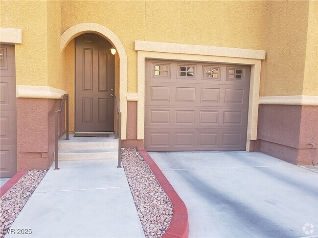 Building Photo - 3975 N Hualapai Way Unit 219 Rental