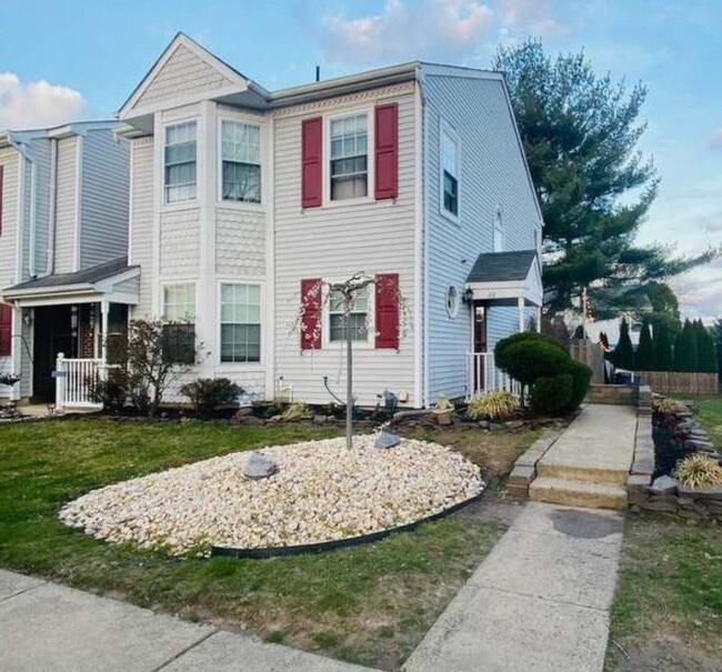 Photo - 22 Van Horn Pl Townhome