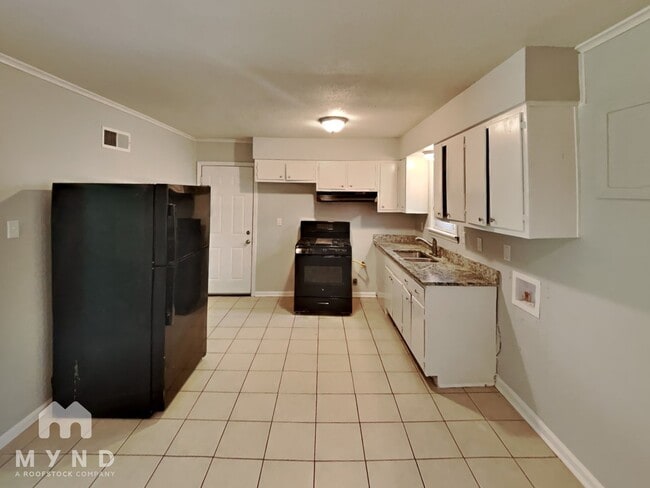 Photo - 2535 Eastbrook Dr
