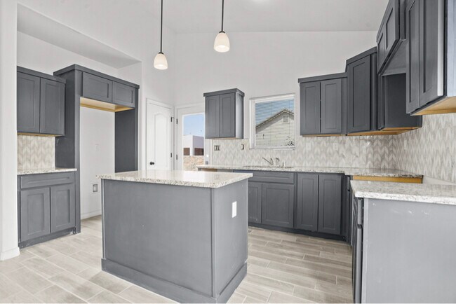 Photo - 629 Paseo Modesto Dr