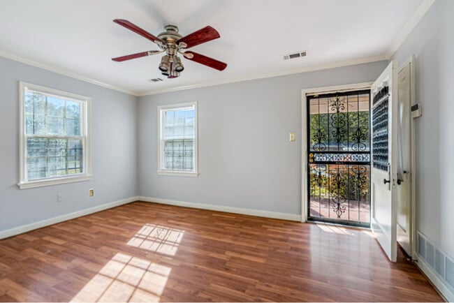 Photo - 2756 Garden Ln