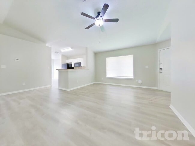 Photo - 3115 Kelling St