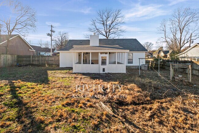 Photo - 4638 Ross Rd