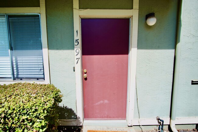 Photo - 1597 Drake Dr