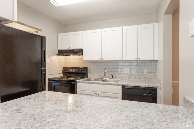 The Hudson Apartments in Fayetteville, NC 2BR, 1.5BA - 970SF - Kitchen