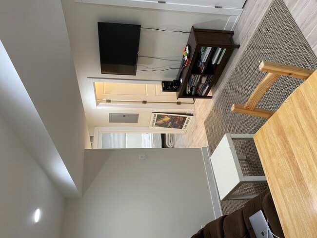 Photo - 1914 W Crystal St