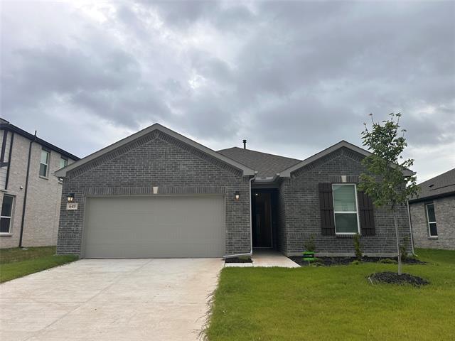 Building Photo - 649 Saxony Dr