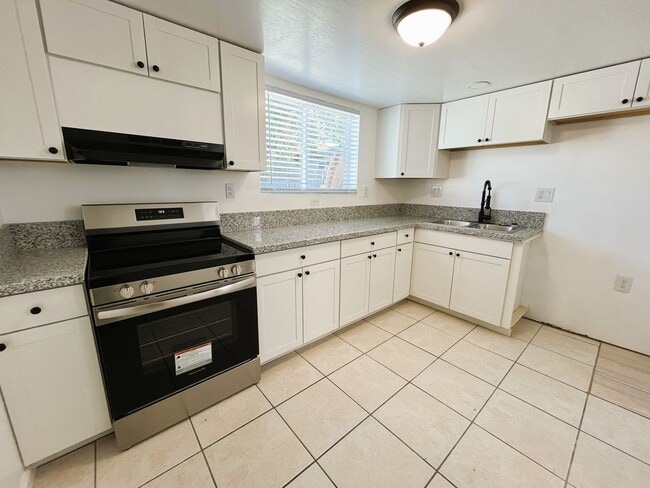 Photo - 313 Washington Ave Unit B
