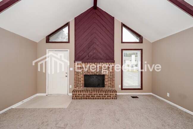 Photo - 1119 Startrek Ln