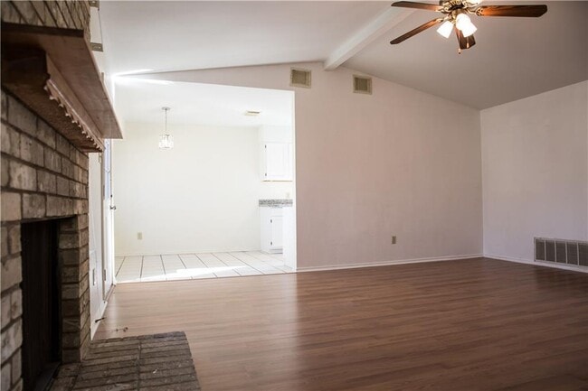 Photo - 5912 Shreveport Dr