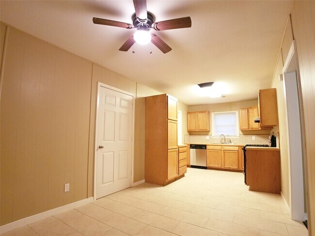 Photo - 3310 Marvin Rd