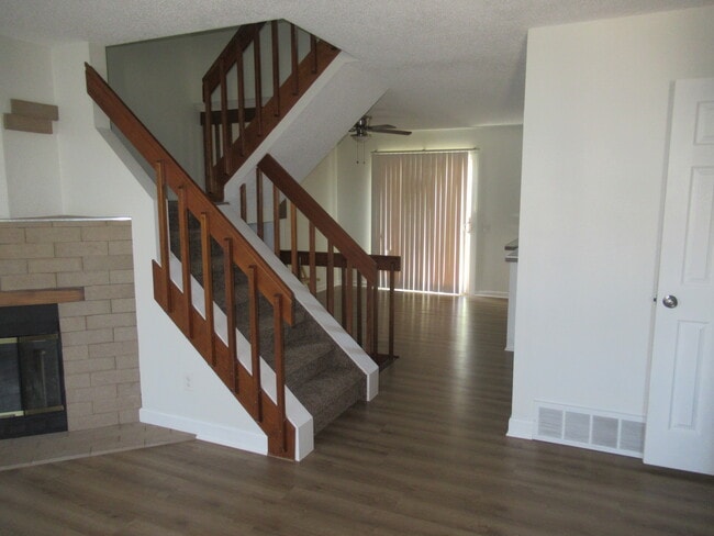 Photo - 3909 Smoke Tree Dr