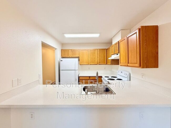 Photo - 3412 NE 66th Ave Unit A08-