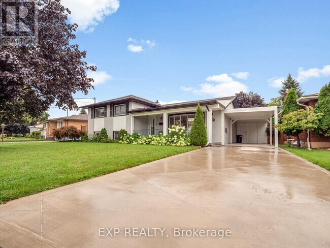 Photo - 6450 Caledonia St