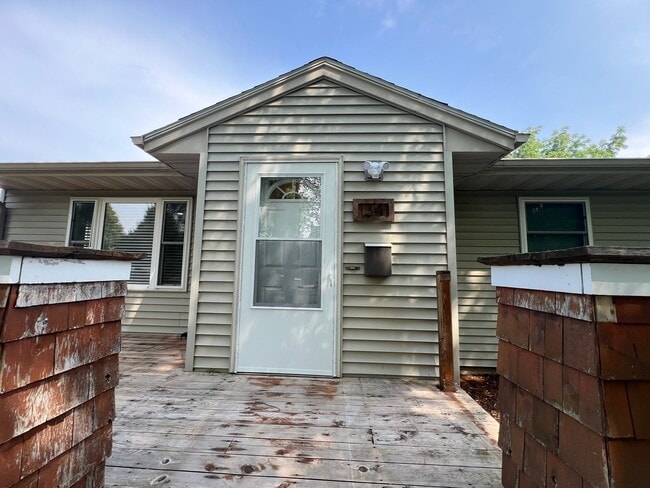 Building Photo - Lovely North Fargo Home