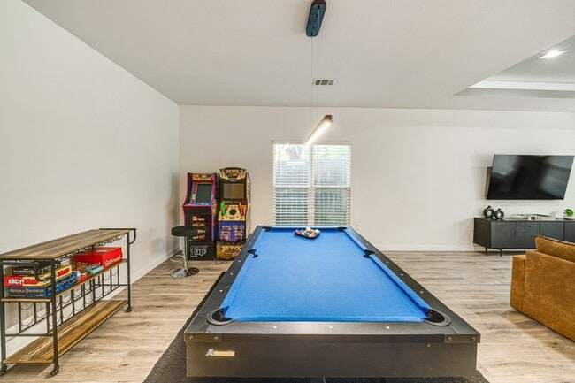 Photo - 414 Avenue E