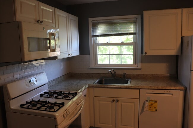 Photo - 30 Riverside Dr Unidad 30