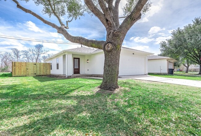 Photo - 5130 Riverwood Dr