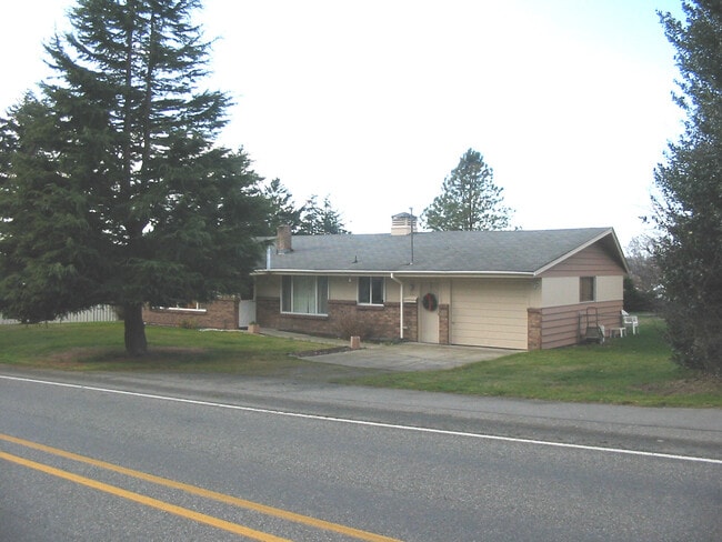 Photo - 2393 Loerland Ln