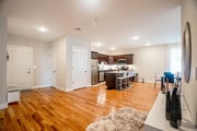 2BR, 2BA - 1450SF Entrance/Kitchen