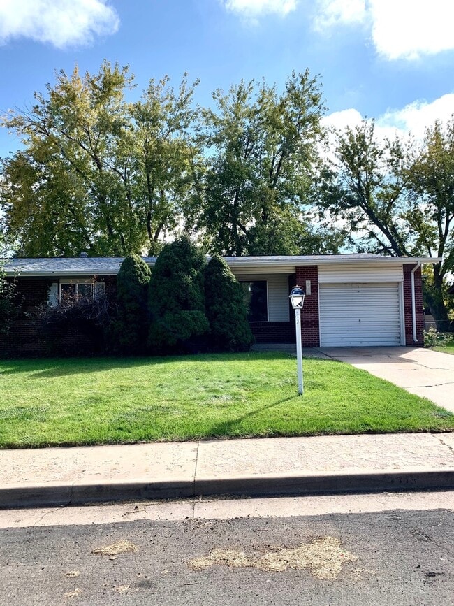 Photo - 3 Bedroom, 2 Bath Ranch Home with 1 Car Attached Garage in Greeley, Colorado