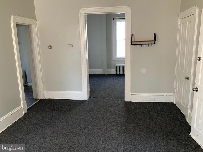 Photo - 433 Bentley Ave