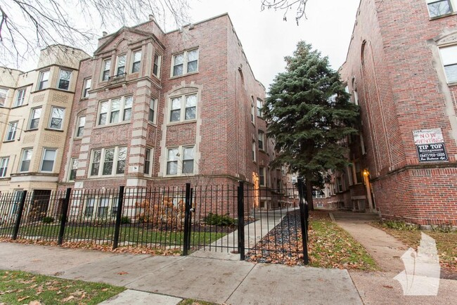 Photo - 5050 N Winchester Ave Apartments Unit 5060-2E