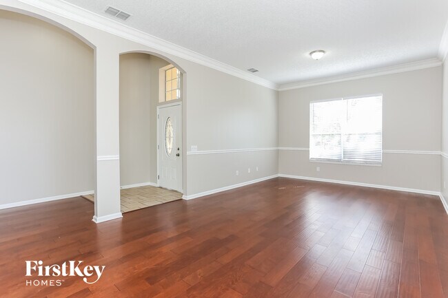 Photo - 8311 Abbeyfield Dr