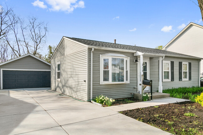 Photo - 215 E Maxon Ln Casa