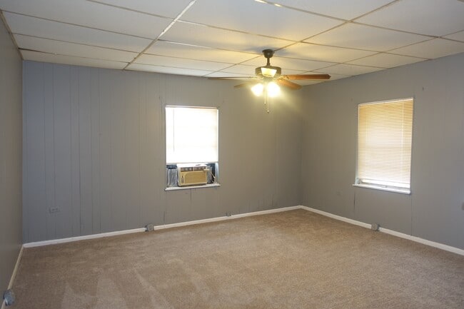 Photo - 3718 Charles St