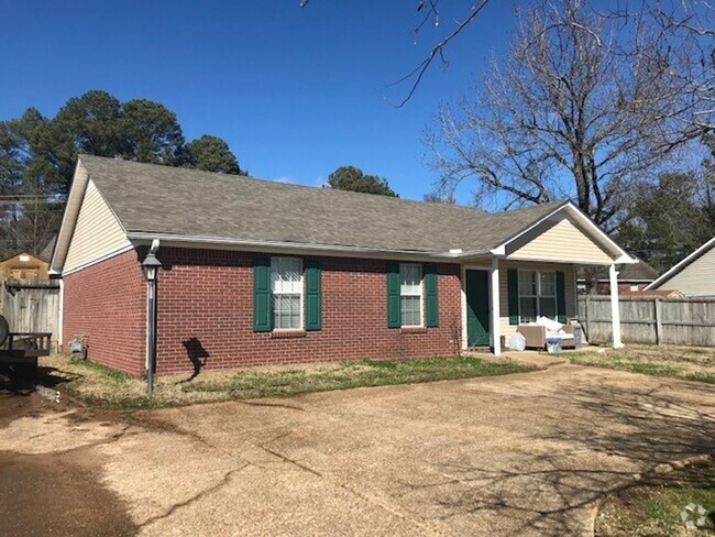 Building Photo - 3 bed 2 bath in Shiloh Subdivision! Rental