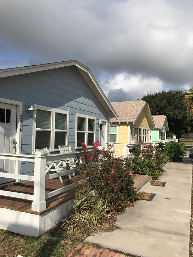 2010 Live Oak Ave Unit 2006