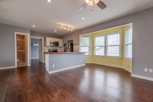 Photo - 1015 N Palmetto Ave