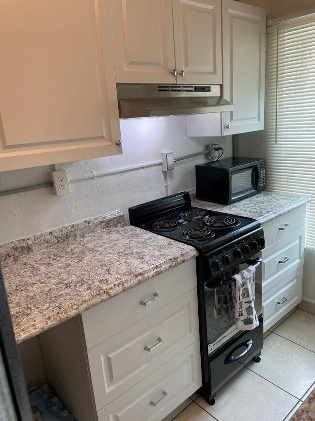 Photo - 620 SW 8th Ave