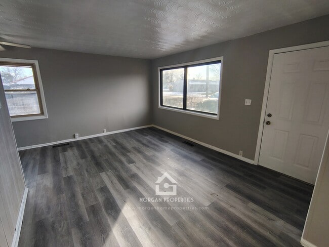 Photo - 2608 Crystal St