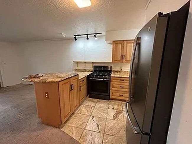 Photo - 3033 W 4th Ave