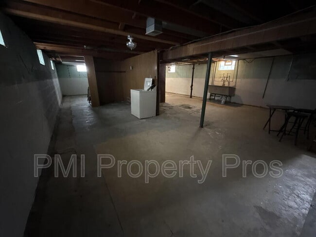 Photo - 5836 N 75th St