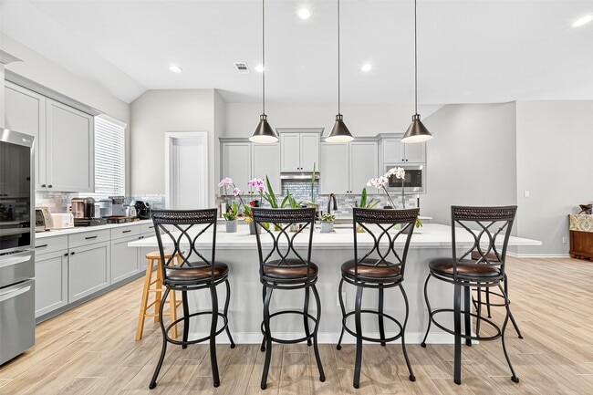 Building Photo - 6034 Painted Plains Ln