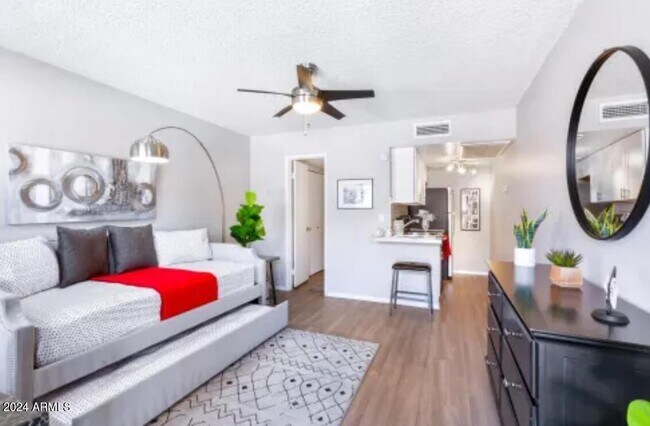 Photo - 4903 W Thomas Rd Unidad 0