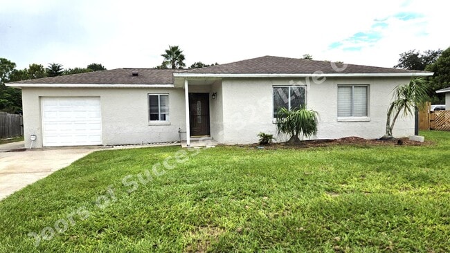 Building Photo - 325 Live Oak Blvd Rental