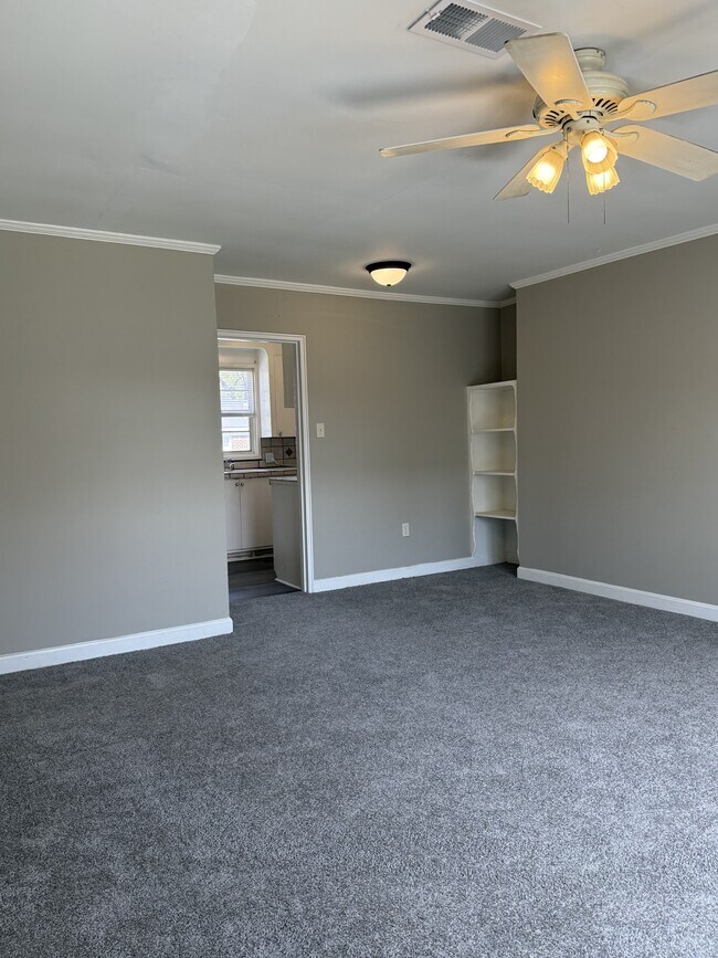 Photo - 127 Crestview Dr Unit Apt 3