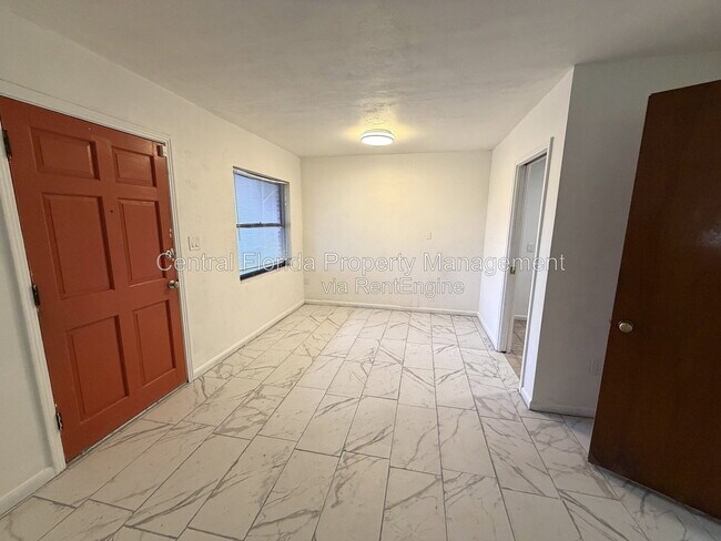Photo - 1624 Ferndell Rd