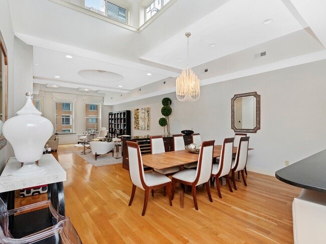 Photo - 811 Boylston St Unidad 5