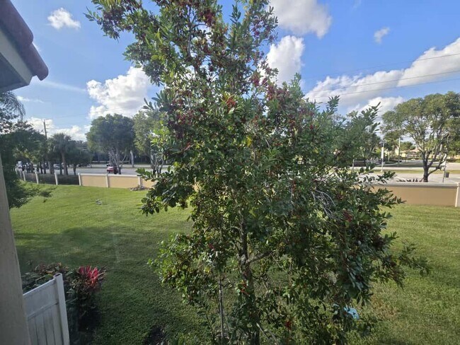 Photo - 3516 Briar Bay Blvd Unit 203